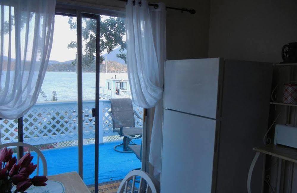 Blue Fish Cove Resort Clearlake Oaks Buitenkant foto