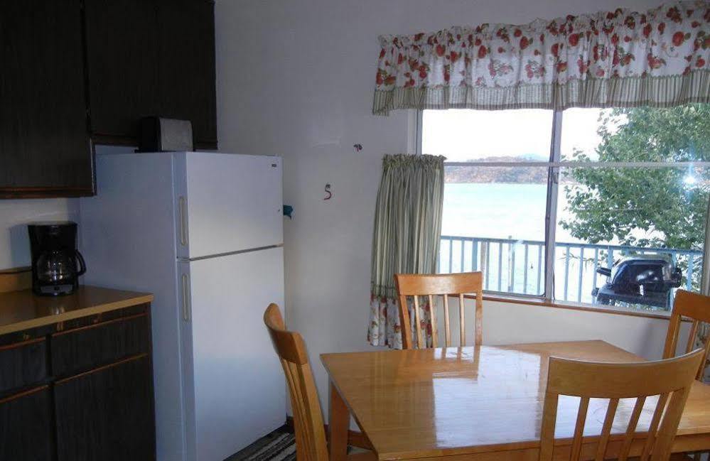 Blue Fish Cove Resort Clearlake Oaks Buitenkant foto