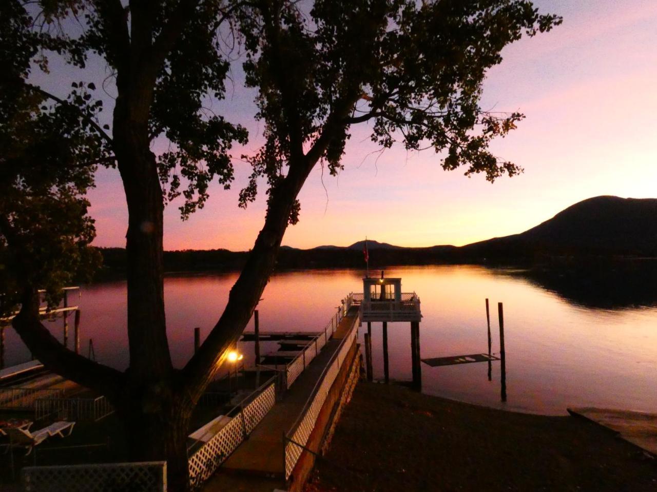 Blue Fish Cove Resort Clearlake Oaks Buitenkant foto